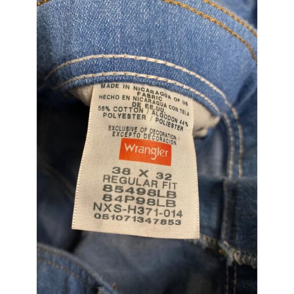 Wrangler Regular Fit Jeans 38x32 Light Wash Classic Denim - Picture 5 of 7